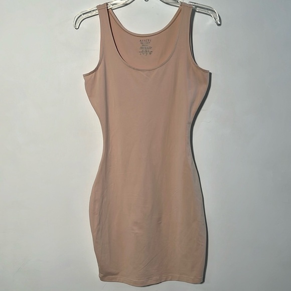 SPANX Assets Red Hot Label 4-Way Tank Shapewear Slip in Tan SZ L - Picture 3 of 13